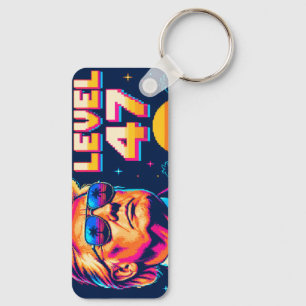 Chaveiro Nível 47 Neon Arcade em Alumínio de Dois Lados