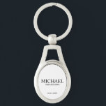 Chaveiro Nome do Padrinho de casamento Personalizado Modern<br><div class="desc">Presentes personalizados modernos de Padrinho de casamento com nome de padrinho de casamento personalizado,  título e data de casamento no estilo de fonte de serif clássico preto em fundo branco. Também perfeito para o Melhor Homem,  Pai da Noiva e mais.</div>