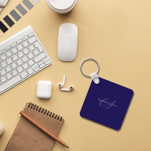 Chaveiro nome monograma - mínimo clássico - azul e branco