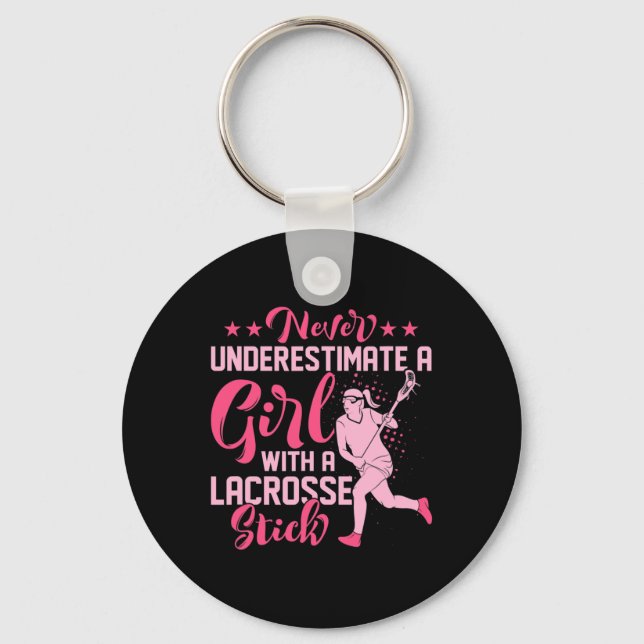 Chaveiro Nunca Subestime Uma Garota Com Um Pau De Lacrosse  (Frente)
