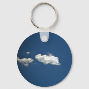 Chaveiro Nuvem branca macia no céu azul profundo