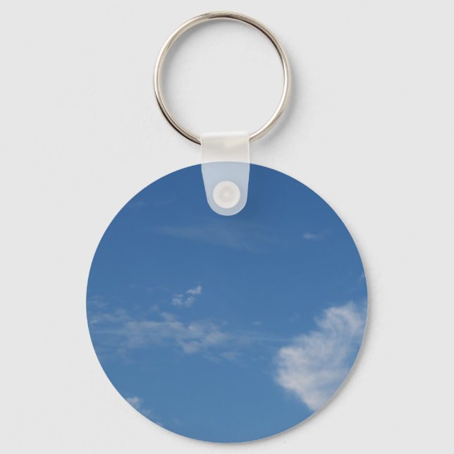 Chaveiro nuvens brancas do céu azul escuro (Frente)