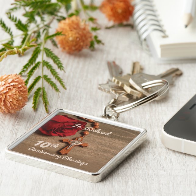 Chaveiro Ordenação do Padre 10º Aniversário Rosa e Rosary (Lateral)