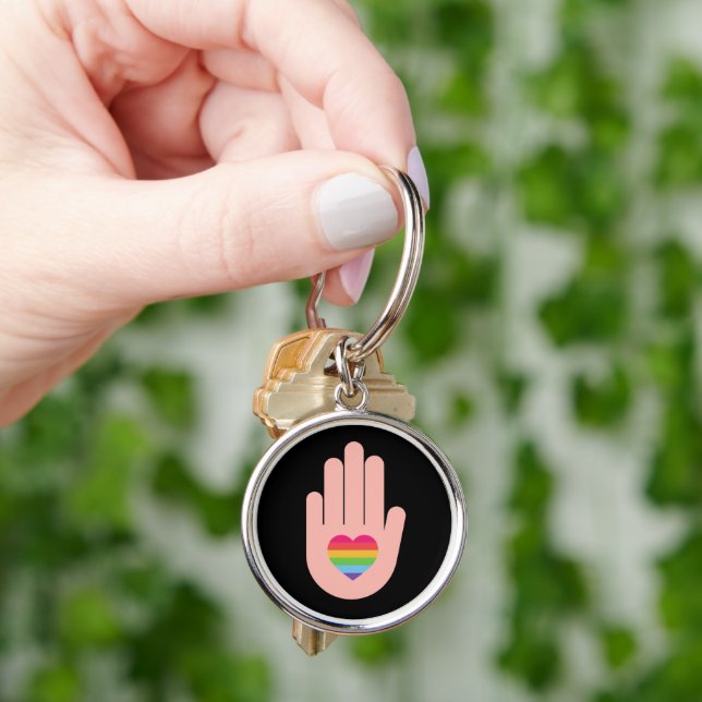 Chaveiro Orgulho lgbtq amor estranho. cor arco-íris (Mão)