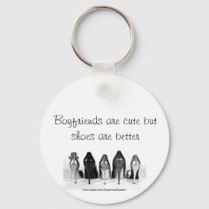 Chaveiro Os namorados são bonitos mas os calçados são