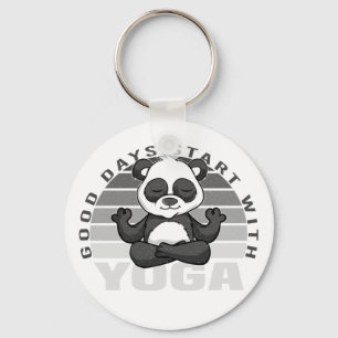 Chaveiro Panda engraçada fazendo ioga. poses engraçadas de