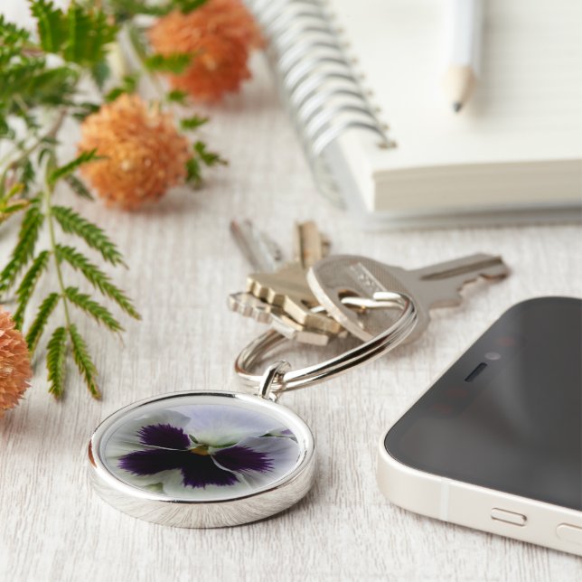 Chaveiro Pansos roxos e brancos (Lateral)