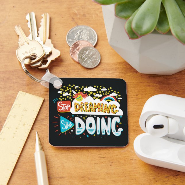 Chaveiro Pare de sonhar, comece a fazer metal preto (Mesa)