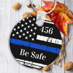 Chaveiro Polícia de Número Personalizado de Crachá de Linha<br><div class="desc">Chaveiro de linha azul fina personalizada para policiais e polícias. Personalize com o número do crachá do oficial. Esta chaveiro de polícia personalizada é perfeita para presentes de graduação na academia de polícia para oficiais recém-formados, ou presentes no departamento de polícia. COPYRIGHT © 2020 Judy Burrows, Black Dog Art -...</div>