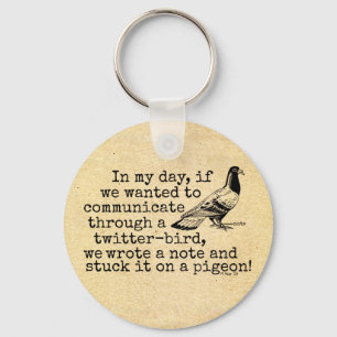 Chaveiro Pombo engraçado do pássaro do Twitter da idade