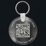 Chaveiro Prata de Promocional de Código QR Moderno<br><div class="desc">Chaveiro simples e elegante para a sua empresa ou organização com uma cinza escura e esfregada de fundo metálico. Introduza o endereço de URL do Web site para criar um código QR pesquisável e adicione duas linhas de texto branco personalizado, como o nome da sua empresa, o slogan, o obrigado...</div>