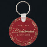 Chaveiro Presente de Casamento da Camponesa Vermelha por Am<br><div class="desc">Estas chaveiros são desenhadas para oferecer como favores às damas de honra na sua festa de casamento. Eles apresentam um design simples, mas elegante, com um fundo cor-de-rosa forte, uma inscrição em dourado e uma borda floral de folha de folhas de ouro antiga. O texto diz "Bridesmaid" com espaço para...</div>