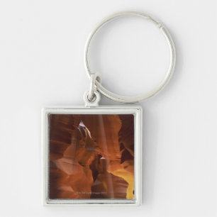 Chaveiro Raio de sol que bate o amaranto no assoalho da