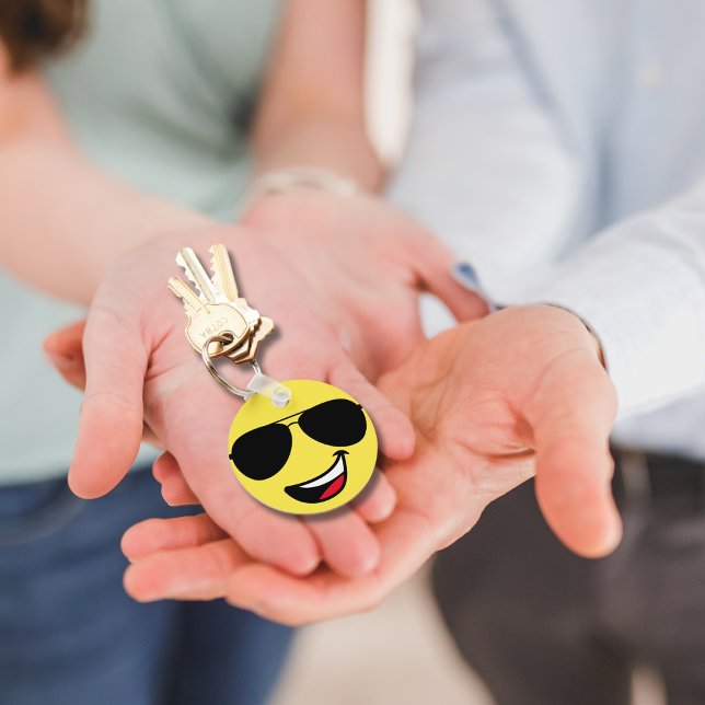 Chaveiro Rosto Feliz E Óculos De Aviador, Diversão (Criador carregado)