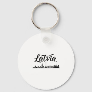 Chaveiro Roupas de viagem de férias no horizonte de Letônia