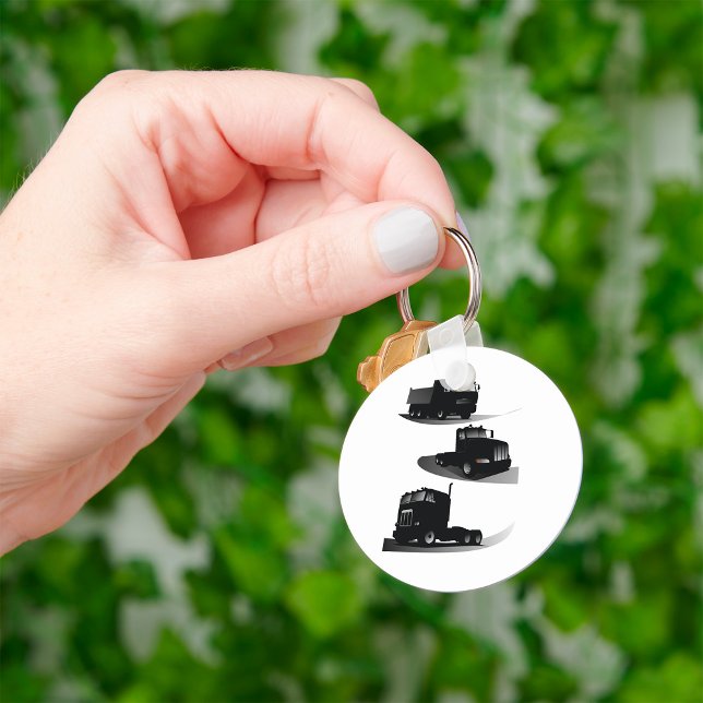 Chaveiro Russo Três Caminhões Negros Vintage Design (Criador carregado)