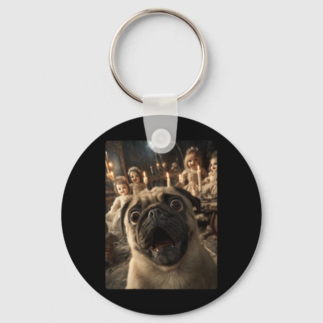 Chaveiro Selfie de Pug Engraçado Feminino Com Bonecas Assus (Frente)