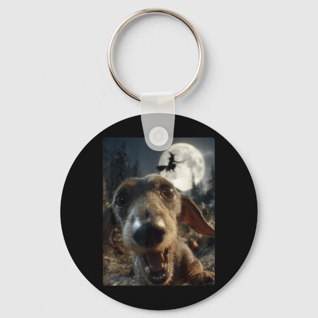 Chaveiro Selfie Engraçado de Dachshund Lua Cheia Bruxa Voad (Frente)