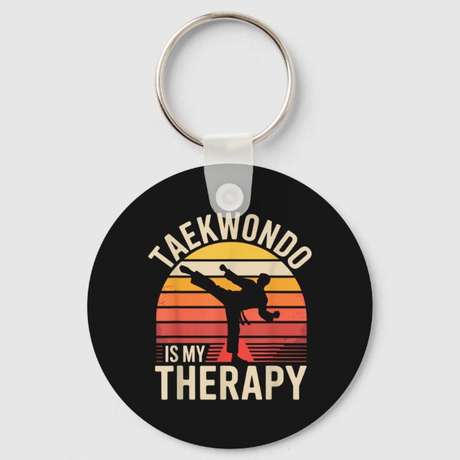 Chaveiro Taekwondo Divertido é Minha Terapia (Frente)