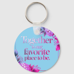 Chaveiro Tipografia Floral Dourada Elegante –
