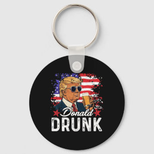 Chaveiro Trump Bêbado Bebendo Cerveja 4 De Julho Bandeira A