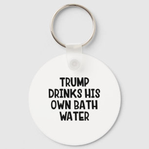 Chaveiro Trump Bebe a Sua Própria Água _1