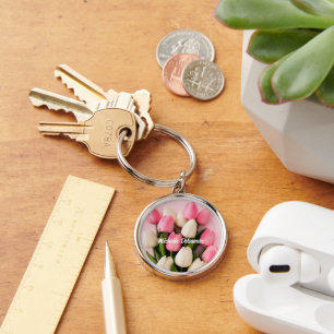 Chaveiro Tulipas com Nome Personalizado em Rosa