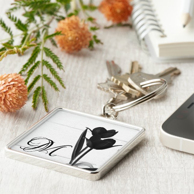 Chaveiro Tulipas Pretas | Personalizado inicial (Lateral)
