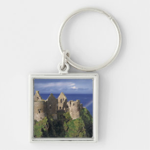 Chaveiro Um arco-íris atinge o medieval Castelo de Dunluce 