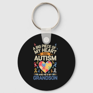 Chaveiro Um grande pedaço do meu coração tem autismo e ele