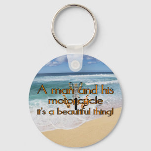 Chaveiro Um homem e sua motocicleta