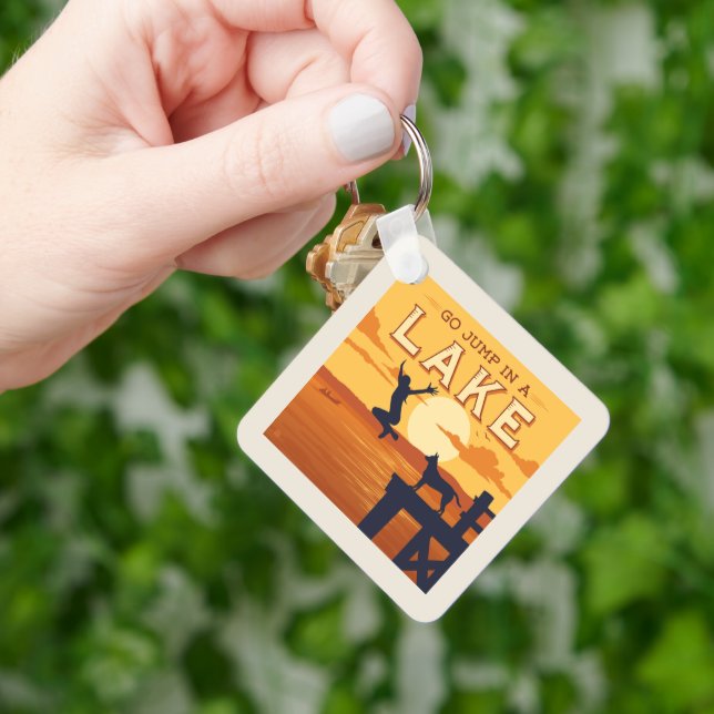 Chaveiro Vai Saltar Em Um Lago (Mão)