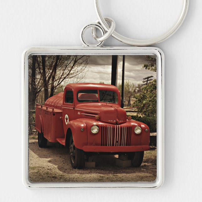Chaveiro vermelho velho do carro de bombeiros (Frente)