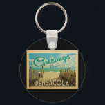 Chaveiro Viagens vintage de Praia de Pensacola<br><div class="desc">Esta design do cartão postal de Pensacola apresenta uma praia arenosa com uma bela água turquesa oceânica e acima do mar,  um céu azul com nuvens brancas onduladas. No estilo viagens vintage.</div>