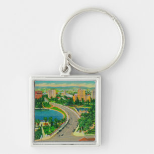 Chaveiro Wilshire Boulevard, General Douglas MacArthur