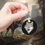 Chaveiro Wolf Head Art<br><div class="desc">Este design foi criado através da arte digital. Pode ser personalizado clicando no botão personalizar e alterando a cor, adicionando um nome, iniciais ou as suas palavras favoritas. Entre em contato comigo em colorflowcreations@gmail.com se você quiser usar este design em outro produto. Compre minha pintura de acrílico abstrato original para...</div>