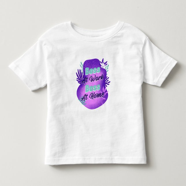 Chefe no Trabalho Chefe em Casa Camiseta de Mãe Tr (Frente)