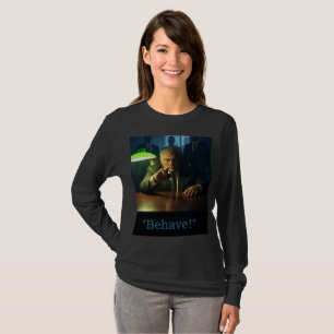 Chefe se comporta com mulheres camiseta preta de m