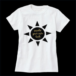 Chic Black Dourado Design faz sua própria camisa 