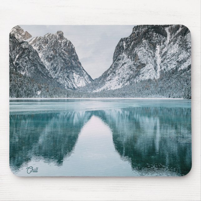 Chill Mountain Lake Mouse Pad (Frente)