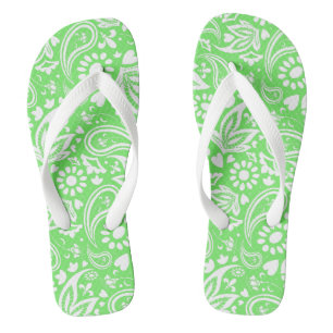 Chinelos Chique padrão de paisley verde lima e branco