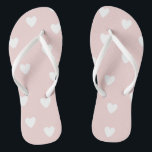 Chinelos Cor-de-rosa pincelado com corações brancos<br><div class="desc">NewParkLane - Chinelos,  com um padrão bonito de corações brancos desenhados à mão. Um design bonito para garotas ou para um casamento na praia. Verifique se há itens correspondentes nesta coleção. Também disponível em rosa quente.</div>