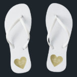 Chinelos coração de ouro personalizado para celebração do a<br><div class="desc">Para um casal casado,  uma design romântica com suas iniciais (Sr.   Sra.) em um coração de ouro falso em branco...  para trazer conforto e facilidade a todos os seus eventos de planejamento de casamento...  perfeito para vestir tanto antes quanto depois do casamento.</div>