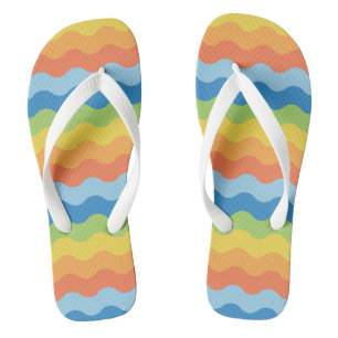 Chinelos de padrão de ondas multicoloridas