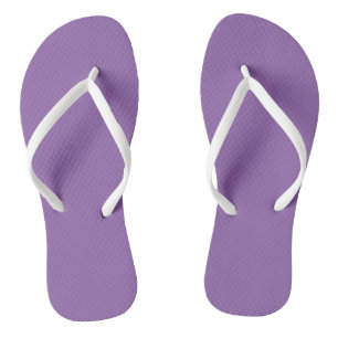 Chinelos Flip-flops com braçadeiras brancas e uma sola rox