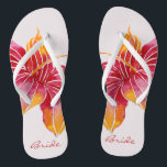 Chinelos Floral Havaianos<br><div class="desc">NewparkLane - Prepare-se para o verão com estes elegantes chinelos coloridos, com uma exótica flor havaiana de Hibiscus em vermelho, rosa e laranja, com "Bride" na tipografia da escrita elegante. Um tema boêmico divertido e colorido para um casamento de destino. Fácil de personalizar no Zazzle com seu próprio texto para...</div>