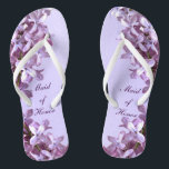 Chinelos Floral Lilac Flowers Madrinha de casamento de Casa<br><div class="desc">Lilases são o tema desses elegantes chinelos de casamento de Madrinhas de casamento florais com flores lilás rosa e mauve em fundo roxo. O texto pode ser personalizado para sua ocasião especial.</div>
