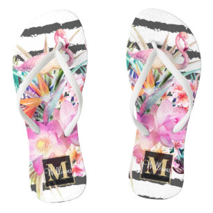 Chinelos folhas florais tropicais e listras flamingos