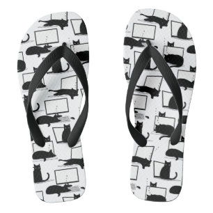 Chinelos Gatos Pretos Sentados em Laptop Padrões de Café Mu