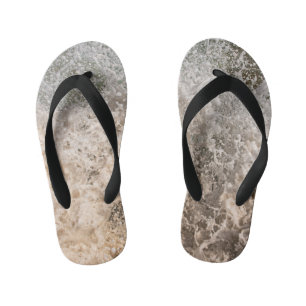 Chinelos Infantis Dynamic Ocean Waves and Sea Foam Abstract